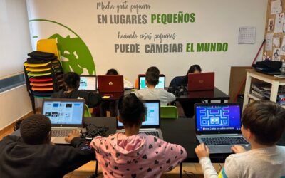 Donación de portátiles y tablets de la fundación CEOE